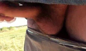 WILDER STRAND-PERVERT SPOTTET NACKTE BLONDE SONNENBADEN HOLTSCHWANZ RAUS WICHT AB KOMMT DRAUSSEN