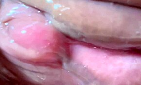 Amatör rosa fitta utforskad 106 dagar efter förlorad oskuld i våt hemmagjord slick