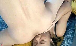 2193 - Franse amateur in satijnen lingerie korset string hakken kousen likt kont ballen blowjob cowgirl neuken doggystyle dirty talk 😘