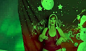 그랜니 카르멘 클로스가 그녀의 최애 러브 토이로 놀다 크림파이로 박혀