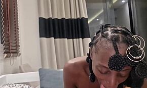 Maraton blowjob hvor hun suger og edging hendes hvide daddy så godt han glemmer at filme.