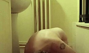 Esclava MILF francesa dice: tomo penetración doble con consoladores en sesión BDSM humillante