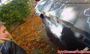 Igazi tinilány 18+ 18+ dugva kint spycam akcióban