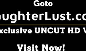 Söpöt äitipuolen tyttäret saavat intensiivisesti naida kunkin äitipuolen isiltä