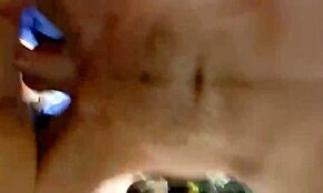 Студентска кура добија лизање пићке па жестоко јебање у доггију 😈