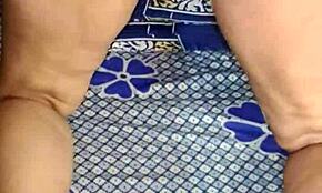 Desi heta Alisha bhabhi visar närbild på fitta i solospel