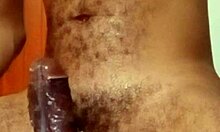 Watch this amateur masturbating in voyeur style! 😉