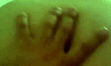 Follando bajo las cobijas con mi esposa