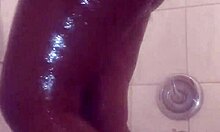 naejae keeps it squeaky clean