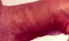 chupando polla y follando en un video casero caliente