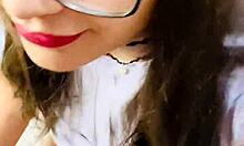 Hermosa Puta Gives an Amazing Blowjob