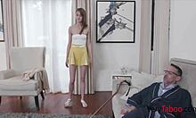 Похотлив сте-дядо подлудява невинната 18+ Зоу Спаркс