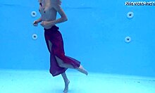 Skinny Hermione Ganger, tiny pornstar, gets wet by poolside