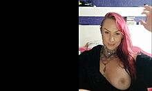 Garota sensual smokes and teases with big natural tits