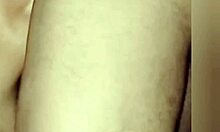 una rica cogida a mi madura en doggystyle casero