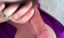 curvy latina gives amazing head in homemade clip