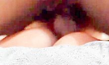 deixa eu agarra esse pau enquato vc mete gostoso na minha bunda