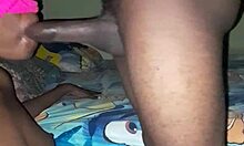 Horny girlfriend tries first blowjob on boyfriend 😍