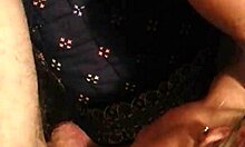 curvy girlfriend enjoys homemade deepthroat session