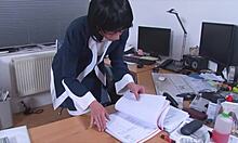 strenge sekretarinnen, 'suck big cock for cum facial on big ass milf?'