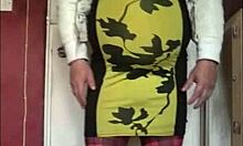 haters, you secretly wanna fuck me, don’t ya? 😏