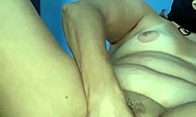 i was so horny i just spread my pussy to cum