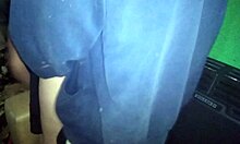 Латино аматерка с тяфки смъкнати за ебане на кухненския диван