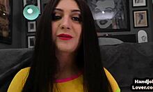 Curvy gf toys herself before handjob.