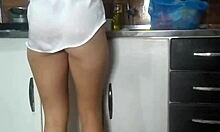 A Empregada Fez O Almoço Quase Pelada