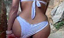 Chris Diamond banging on Florida beaches with Brazilian pal 🌊