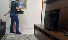 ei, técnico de tv, quer essa dona de casa gostosa de shortinho?