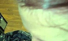 Мис Саманта дълбоко гърло хуй и завършва със сперма?