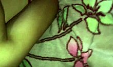 Priminha magrinha branquinha de 18 aninhos deixa rola melada de tesão