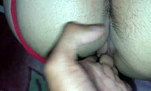 Priminha magrinha branquinha de 18 aninhos deixa rola melada de tesão