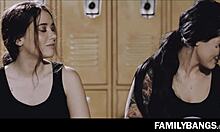 Seductive Roller Sis Tempts Amateur Teen With Passionate Emotions