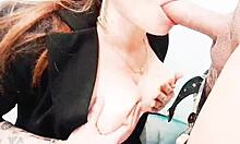 ruiva gostosa invadiu o banheiro masculino para me chupar