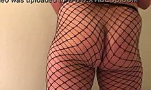 Real wife Emma shakes thick ass while masturbating