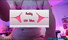 Webcam session with a 30-year-old girl