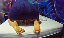 se masturba deliciosamente la puta, �no?