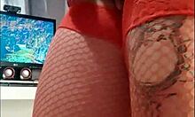 Watch Her Insert Anal Balls One By One!