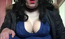 I can't resist wanting to fuck any ass, man or woman, they're just holes to me