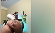 Ninfetinha safadinha se masturba que nem uma putinha pra voc� gozar