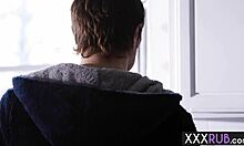 Amazing surprise from hot teen masseuse after massage