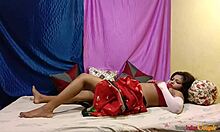 Watch this horny indian teen masturbate her tight pussy in a sari?