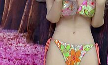 Young 18+ Asian fuck doll in bikini