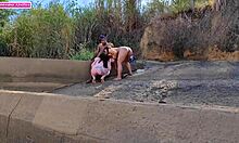 Fomos Surpreendidas por um Cara Nu no Mato Querendo Fisting