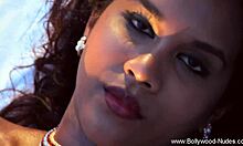 indian milf brunette seduces herself solo to feel the heat