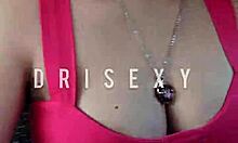 Brincando Com A Bucetinha No Carro De Motorista De App Dri Sexy