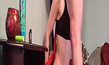 Rich members, this blowjob video is just for you. Teen deepthroats hard.