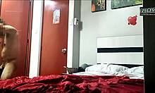 Mi Primera Vez Sin Condón: Hombre Llena Mis Nalgas de Leche